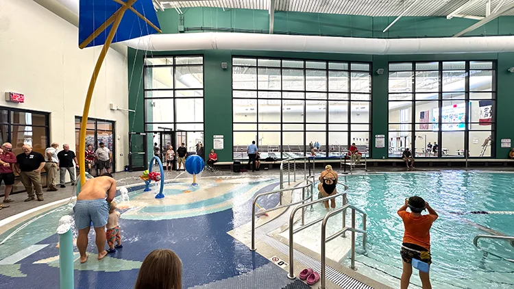 Families enjoy new Mahaska County YMCA Natatorium